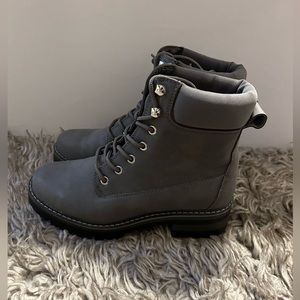 Women’s combat boots